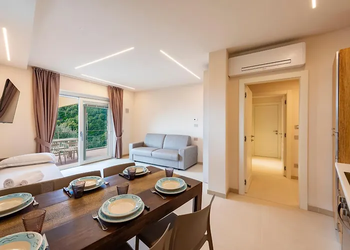 Relais Le Torri In Verici * Casarza Ligure