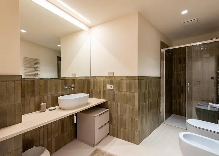 Relais Le Torri In Verici Apartment *