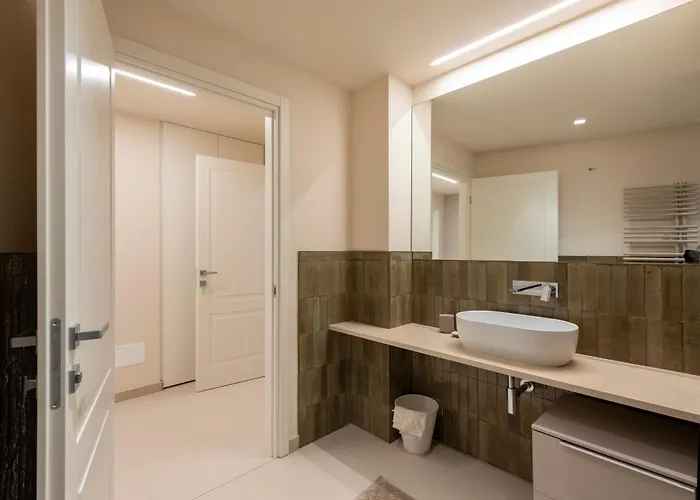 Relais Le Torri In Verici Apartment